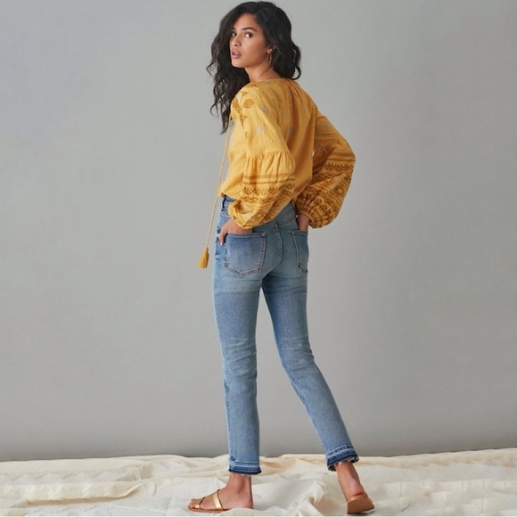 Anthropologie Pilcro High Rise Cigarette Slim Straight Released Hem Jean 26 - Picture 4 of 15